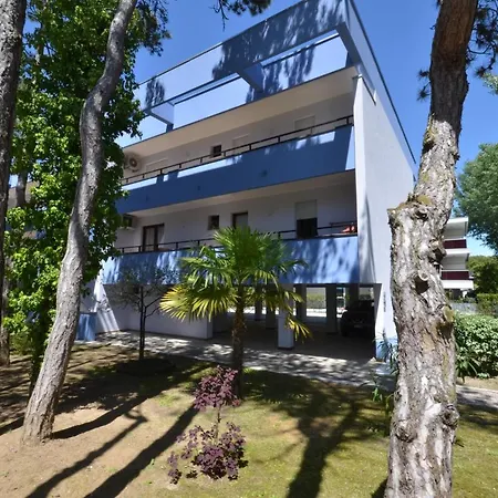 Azzurra Apartman *